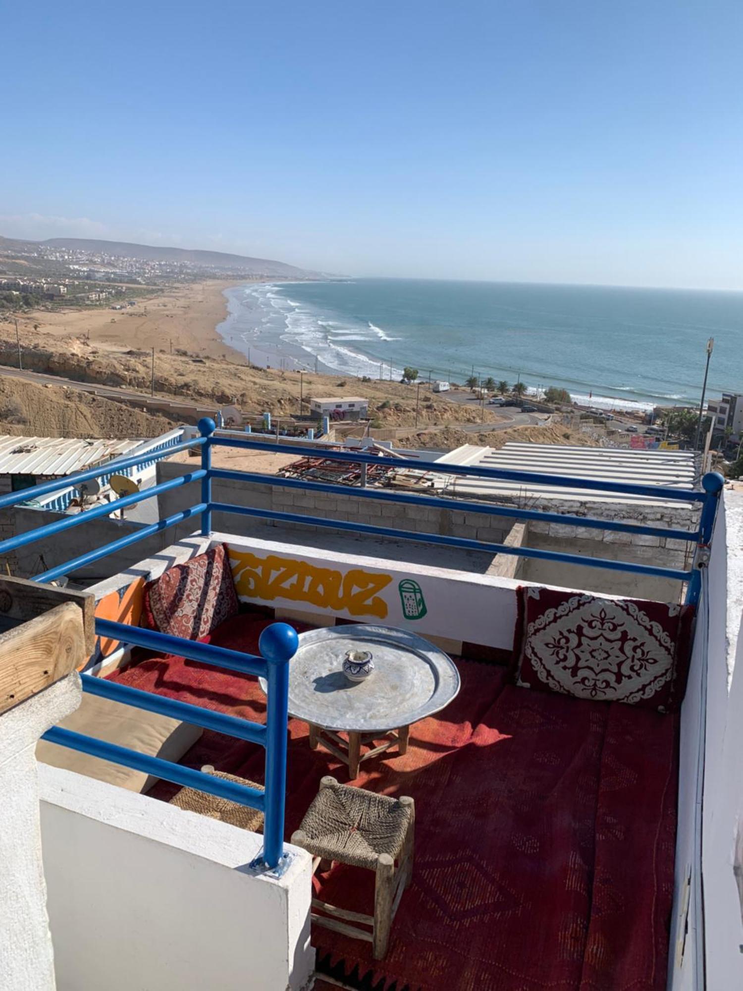 Sunny Wave Taghazout Surf & Yoga Hotel Exterior photo